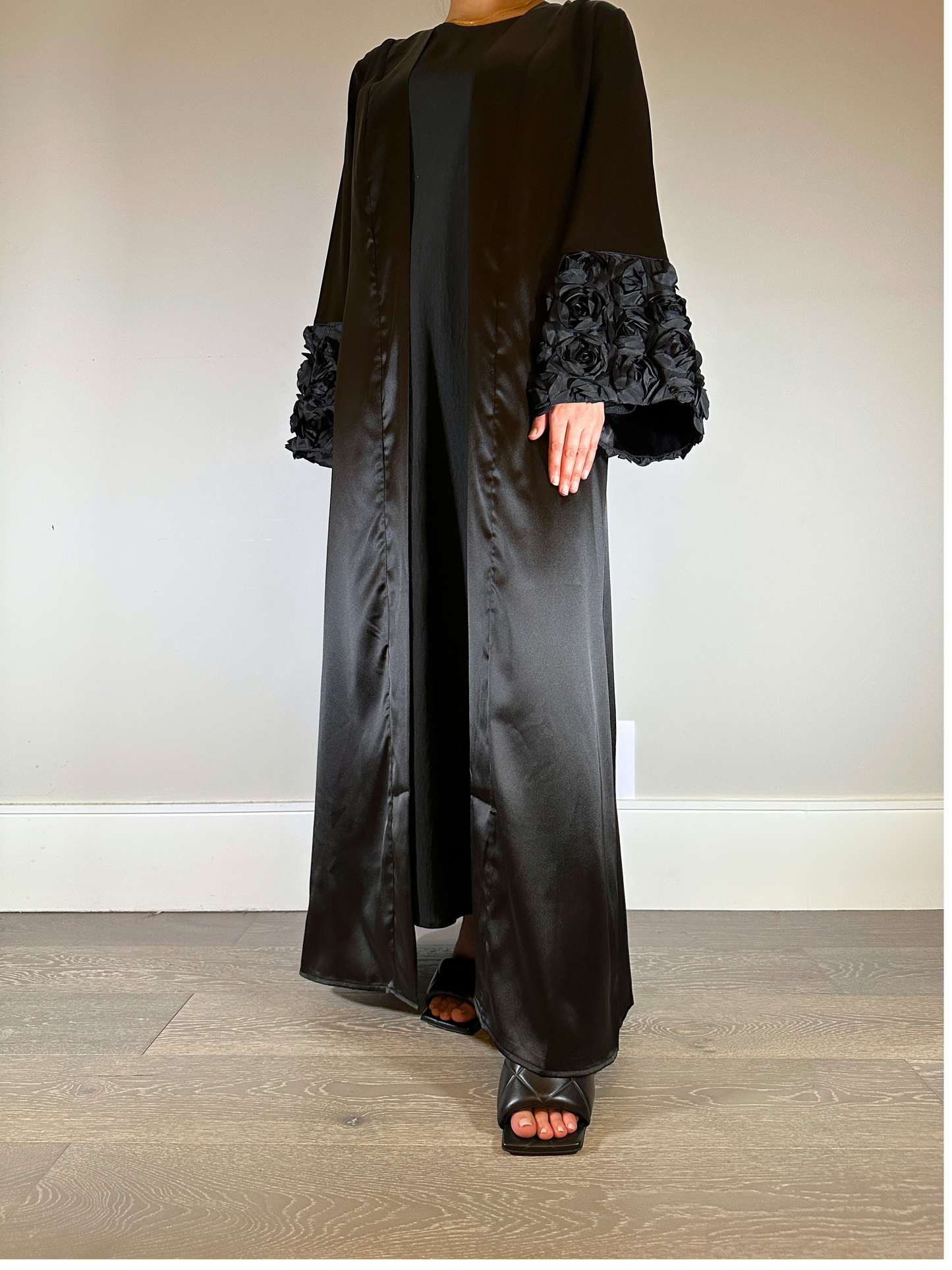 FASHA - Ruffle Abaya In Black