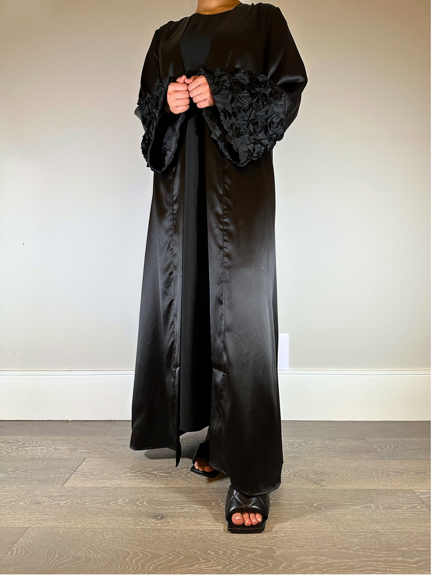 FASHA - Ruffle Abaya In Black